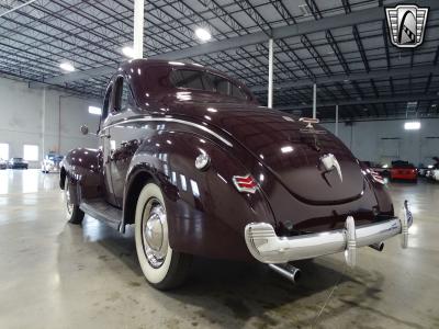 1940 Ford Deluxe