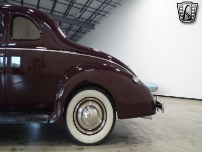 1940 Ford Deluxe