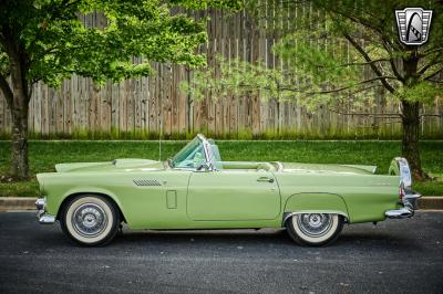 1956 Ford Thunderbird