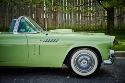 1956 Ford Thunderbird