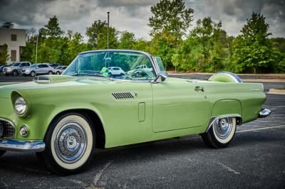 1956 Ford Thunderbird