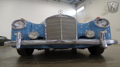 1959 Mercedes - Benz 220S