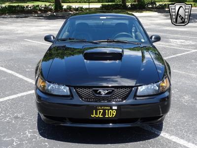 2001 Ford Mustang