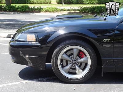 2001 Ford Mustang