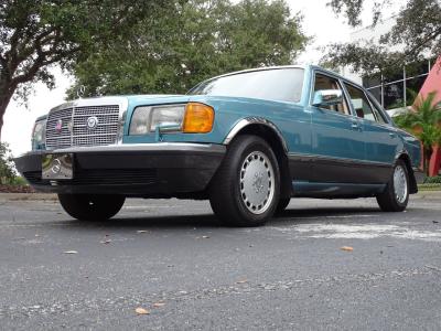 1991 Mercedes - Benz 300SE