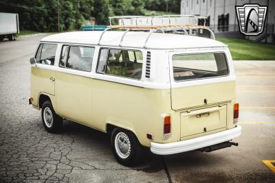 1975 Volkswagen Bus