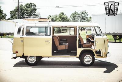 1975 Volkswagen Bus