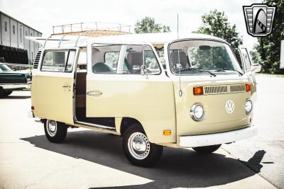 1975 Volkswagen Bus