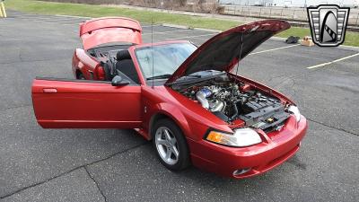 2001 Ford Mustang