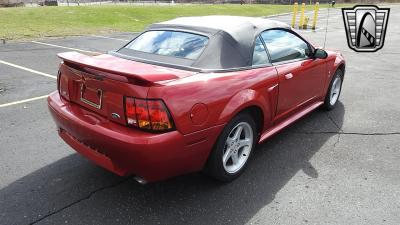 2001 Ford Mustang