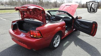 2001 Ford Mustang