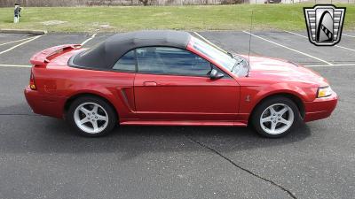 2001 Ford Mustang