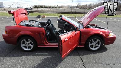 2001 Ford Mustang