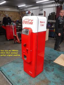 1950 Coca Cola vending machine V44 and W64