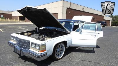 1985 Cadillac Fleetwood