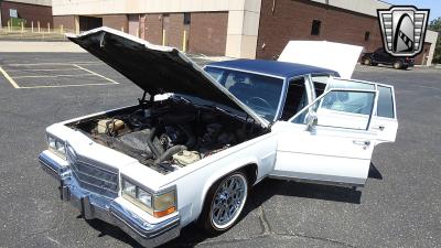 1985 Cadillac Fleetwood