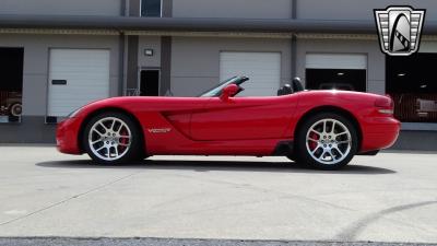 2004 Dodge Viper