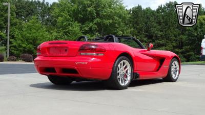 2004 Dodge Viper