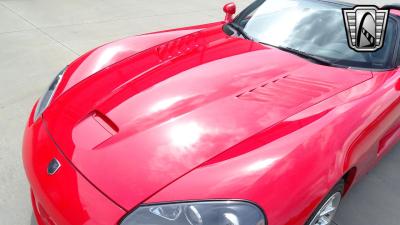 2004 Dodge Viper