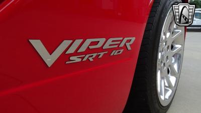 2004 Dodge Viper