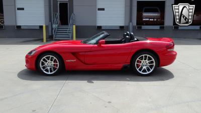 2004 Dodge Viper