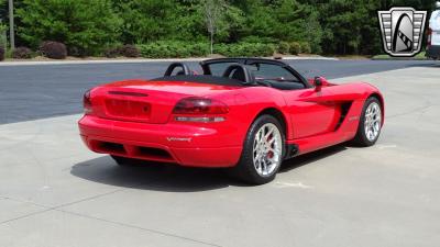 2004 Dodge Viper