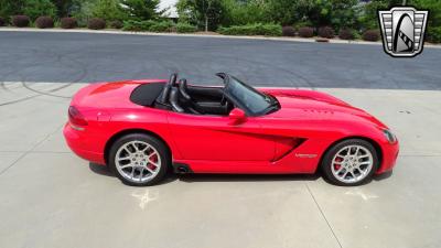 2004 Dodge Viper