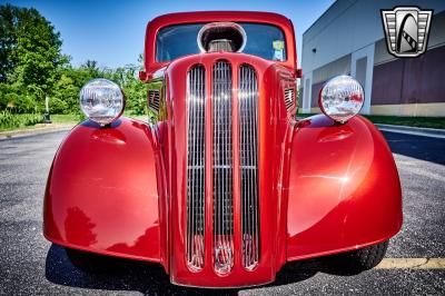 1948 Ford Anglia