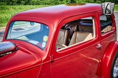 1948 Ford Anglia