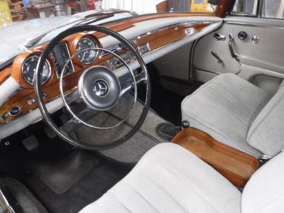 1963 Mercedes - Benz 220 SE Coupe W111