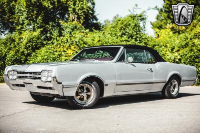 1966 Oldsmobile Cutlass