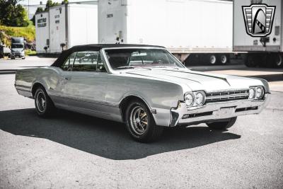 1966 Oldsmobile Cutlass