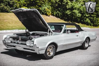 1966 Oldsmobile Cutlass