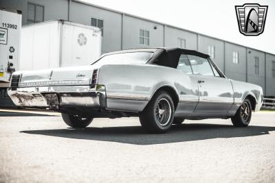 1966 Oldsmobile Cutlass