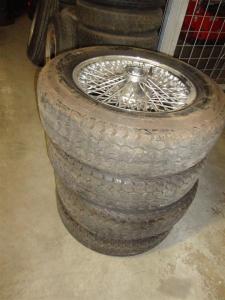 1900 Spaakwielen/ wire wheels 185/70 HR 15