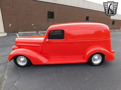 1938 Plymouth Sedan