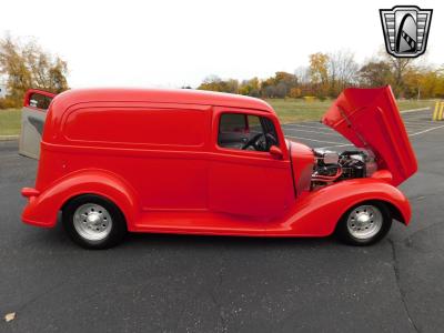 1938 Plymouth Sedan