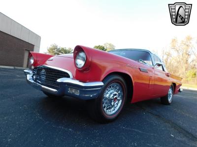 1957 Ford Thunderbird