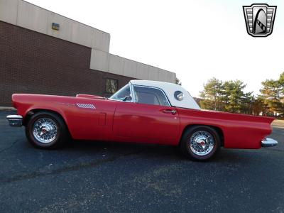 1957 Ford Thunderbird