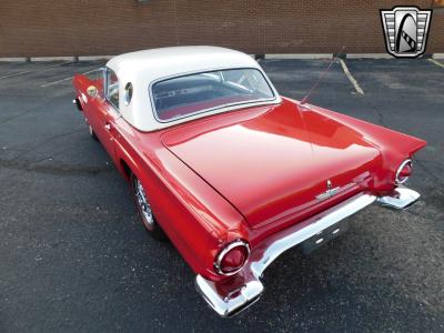 1957 Ford Thunderbird