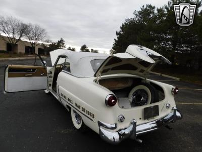 1953 Ford Crestline