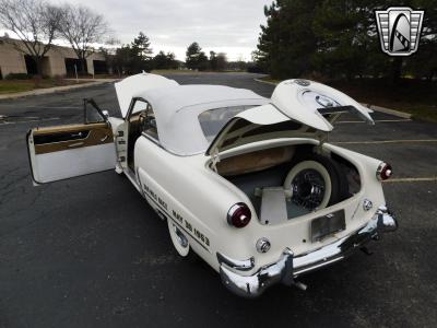 1953 Ford Crestline