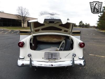 1953 Ford Crestline