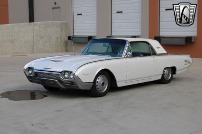 1961 Ford Thunderbird