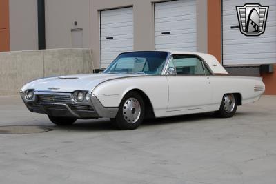 1961 Ford Thunderbird