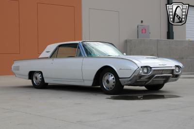 1961 Ford Thunderbird