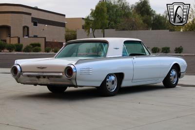 1961 Ford Thunderbird