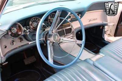 1961 Ford Thunderbird