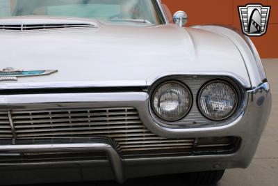 1961 Ford Thunderbird