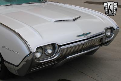 1961 Ford Thunderbird